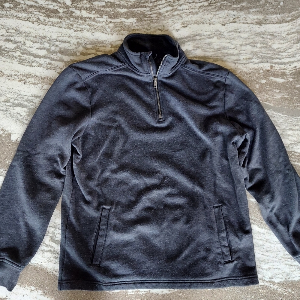 Gap Men's 1/2 Zip Sweatshirt - Picture 2 of 2